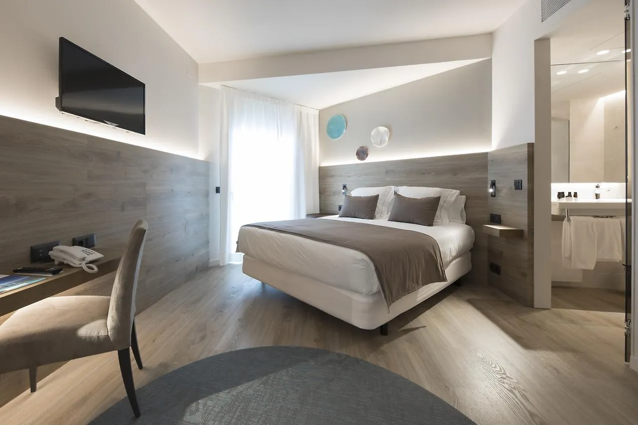 Hotel & Spa Terraza 4 Sup Roses 4*,  Spain